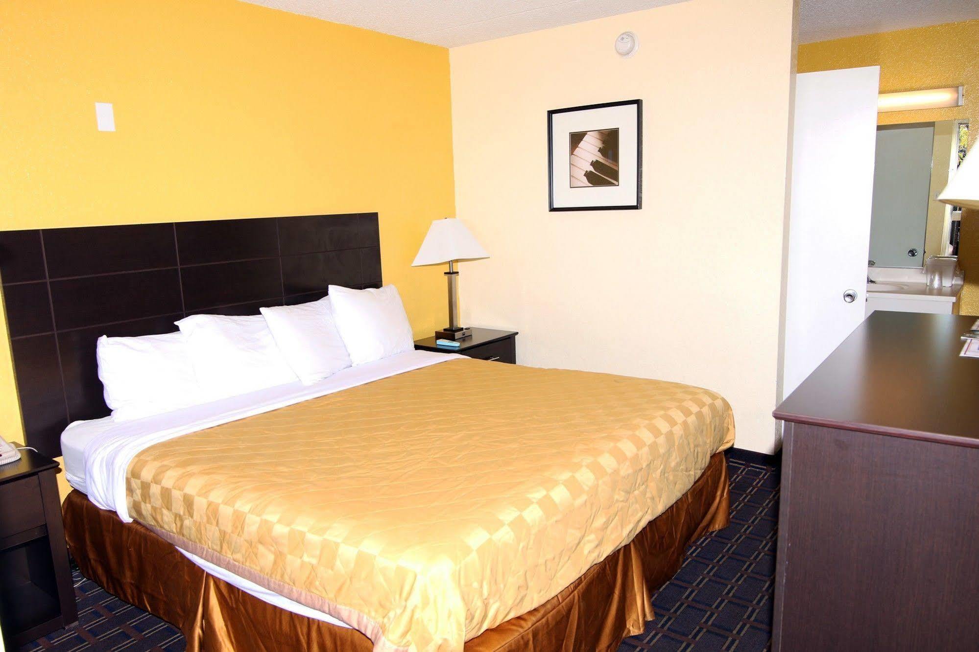 Extend-a-suites West